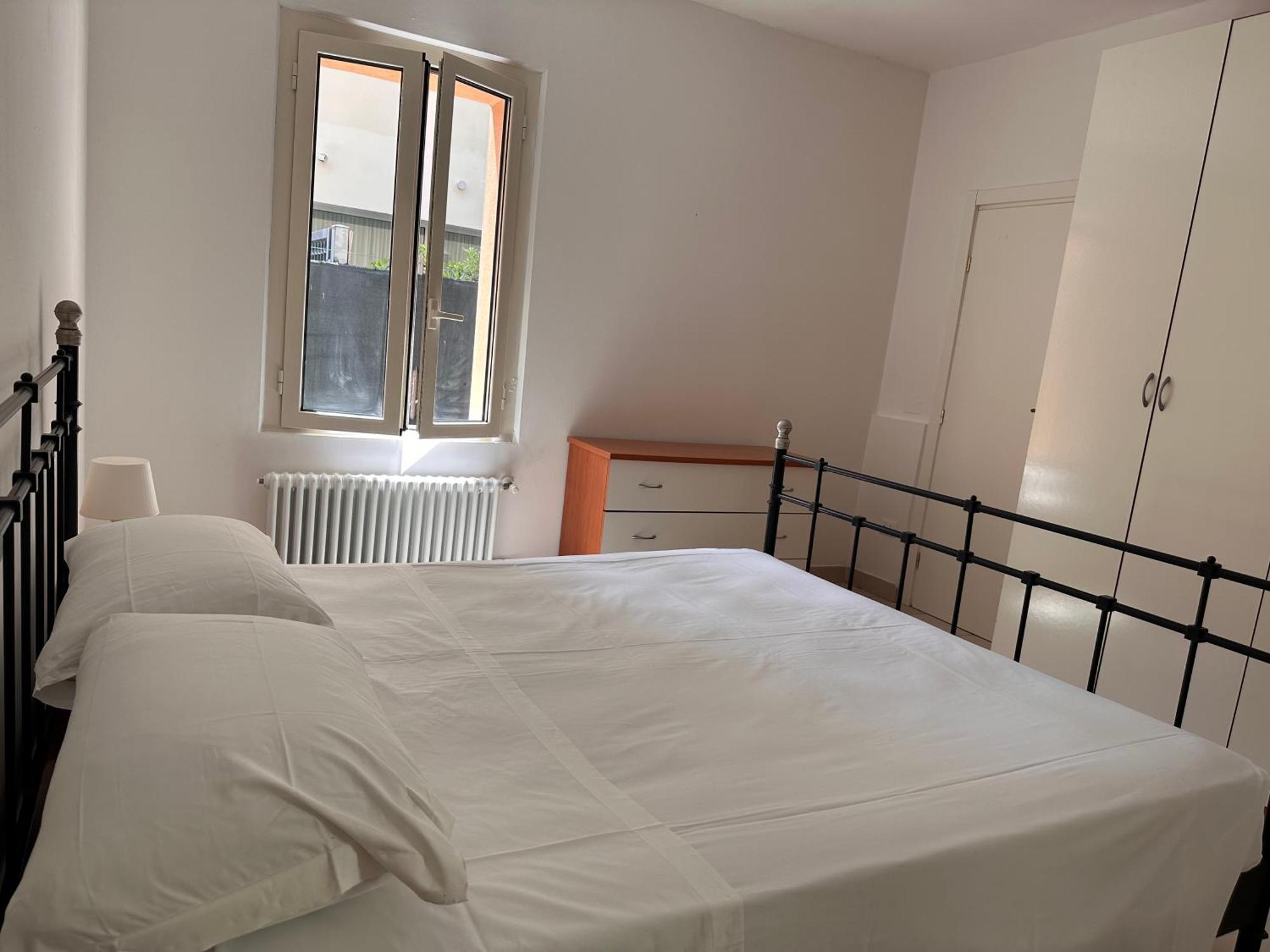 App 200m Dal Mare - Il Lupo Affitta Apartment *