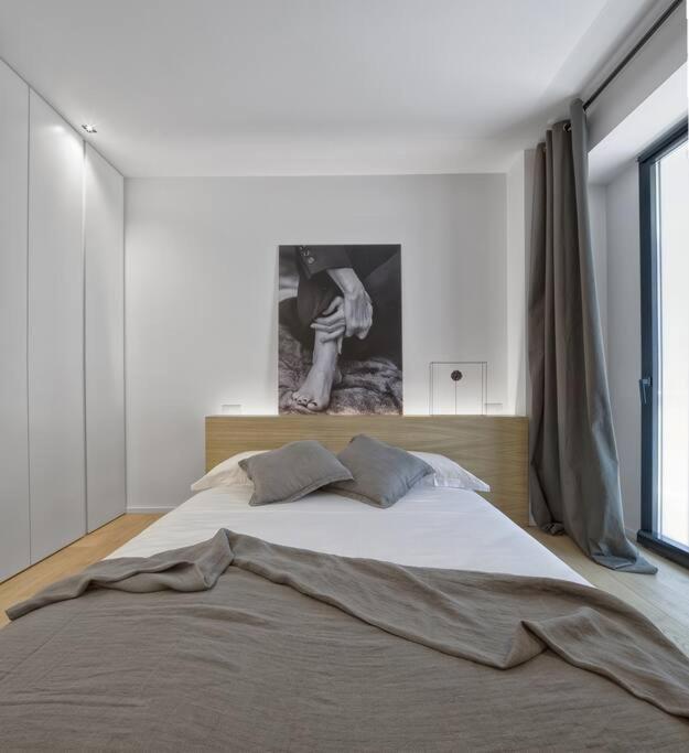 Luxury Collection- Velvet * Rimini