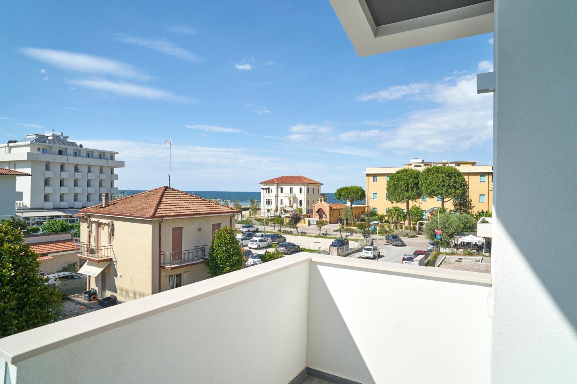Borghesi Fronte Mare *