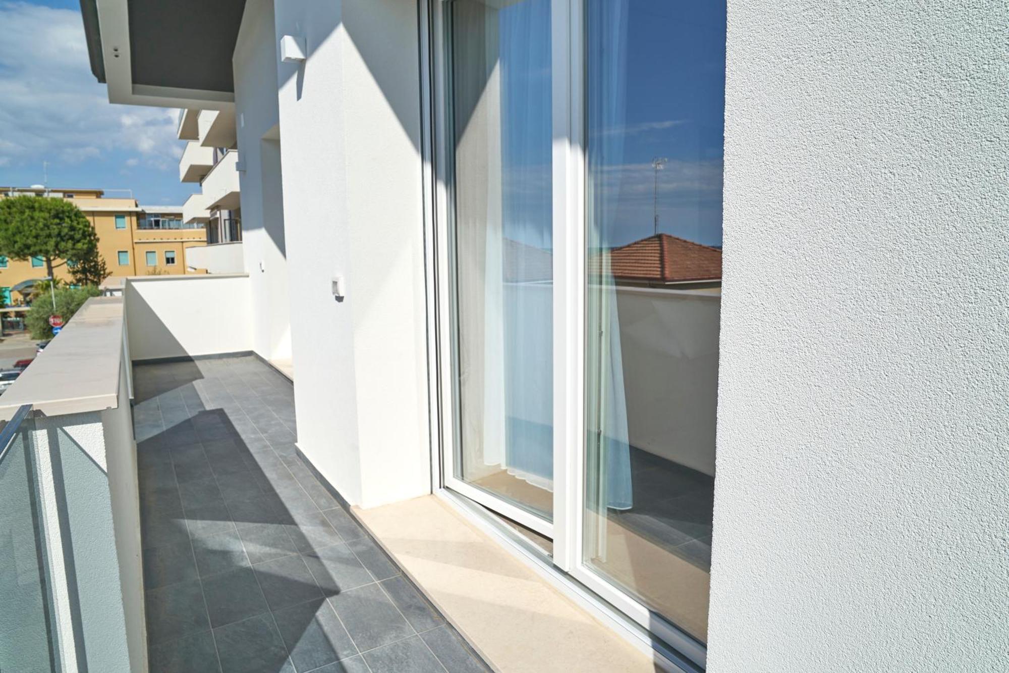 Borghesi Fronte Mare Apartment