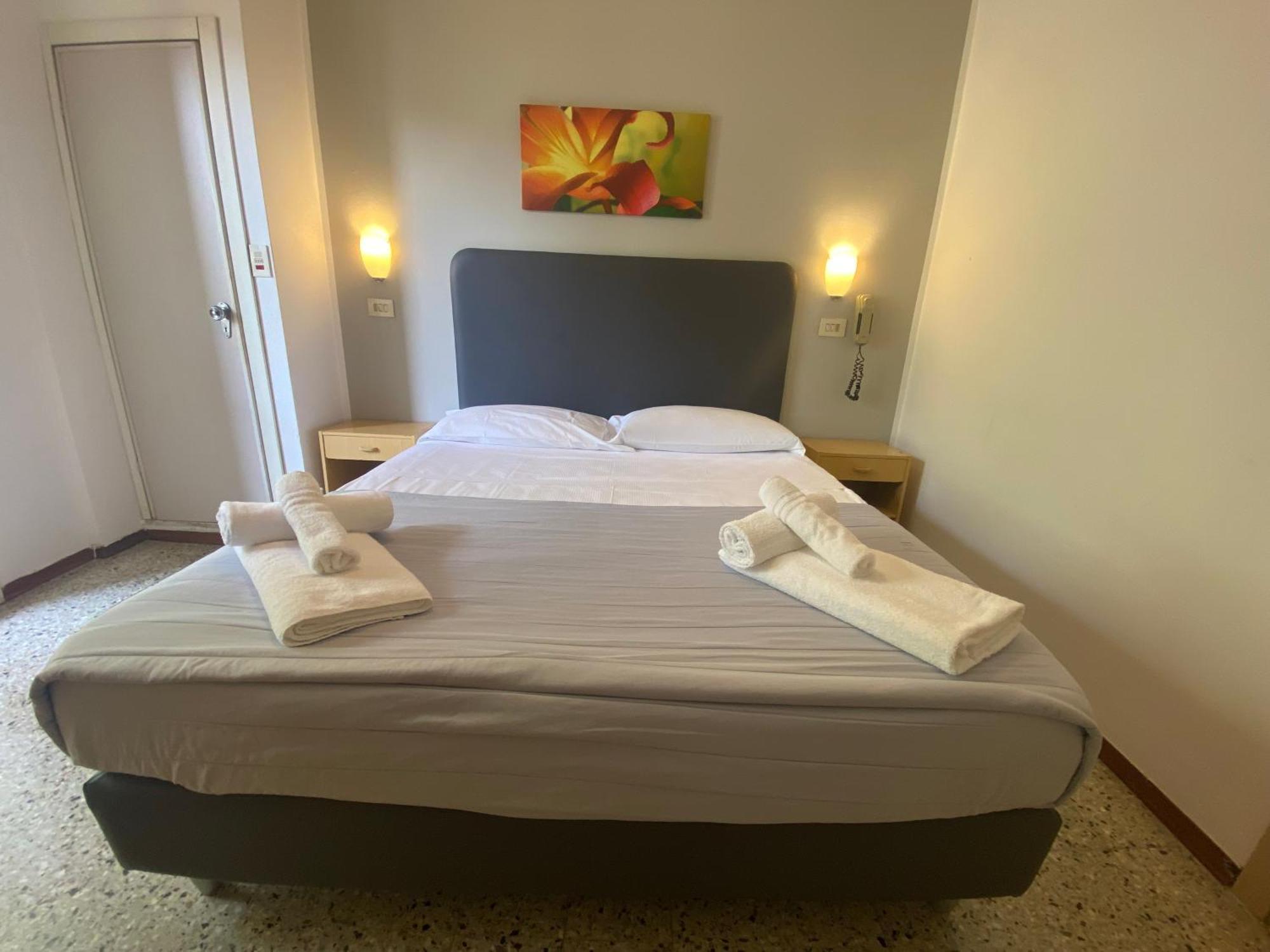 Ausonia Hotel 3*