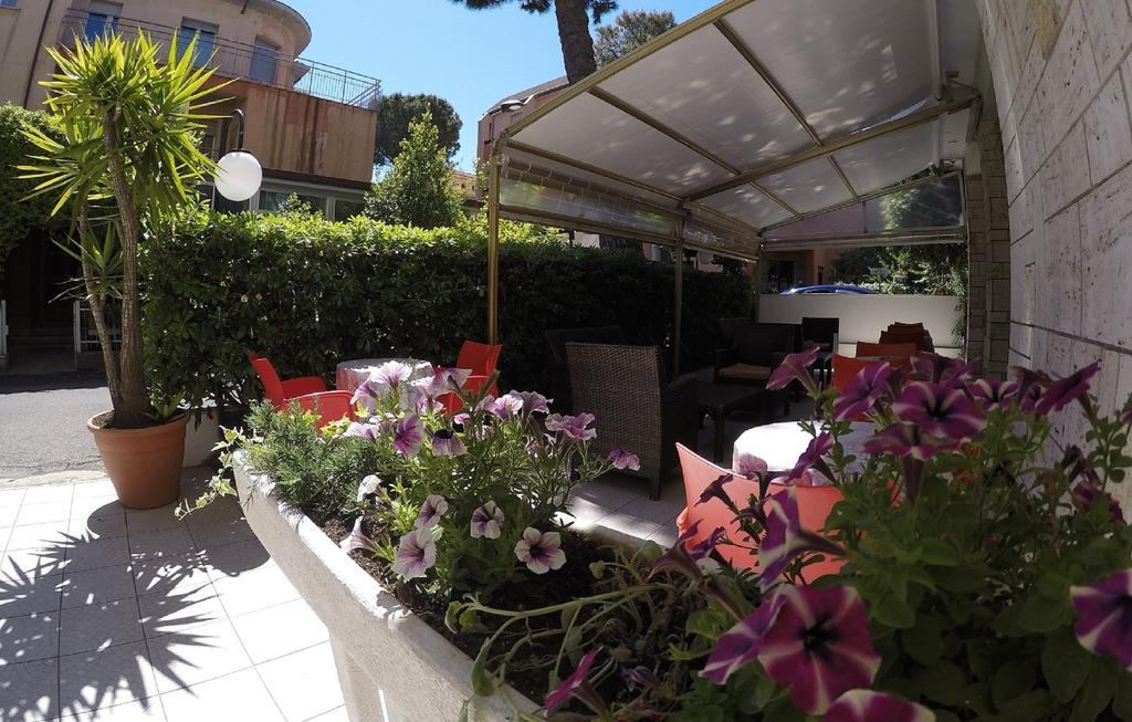 Ausonia Hotel 3*