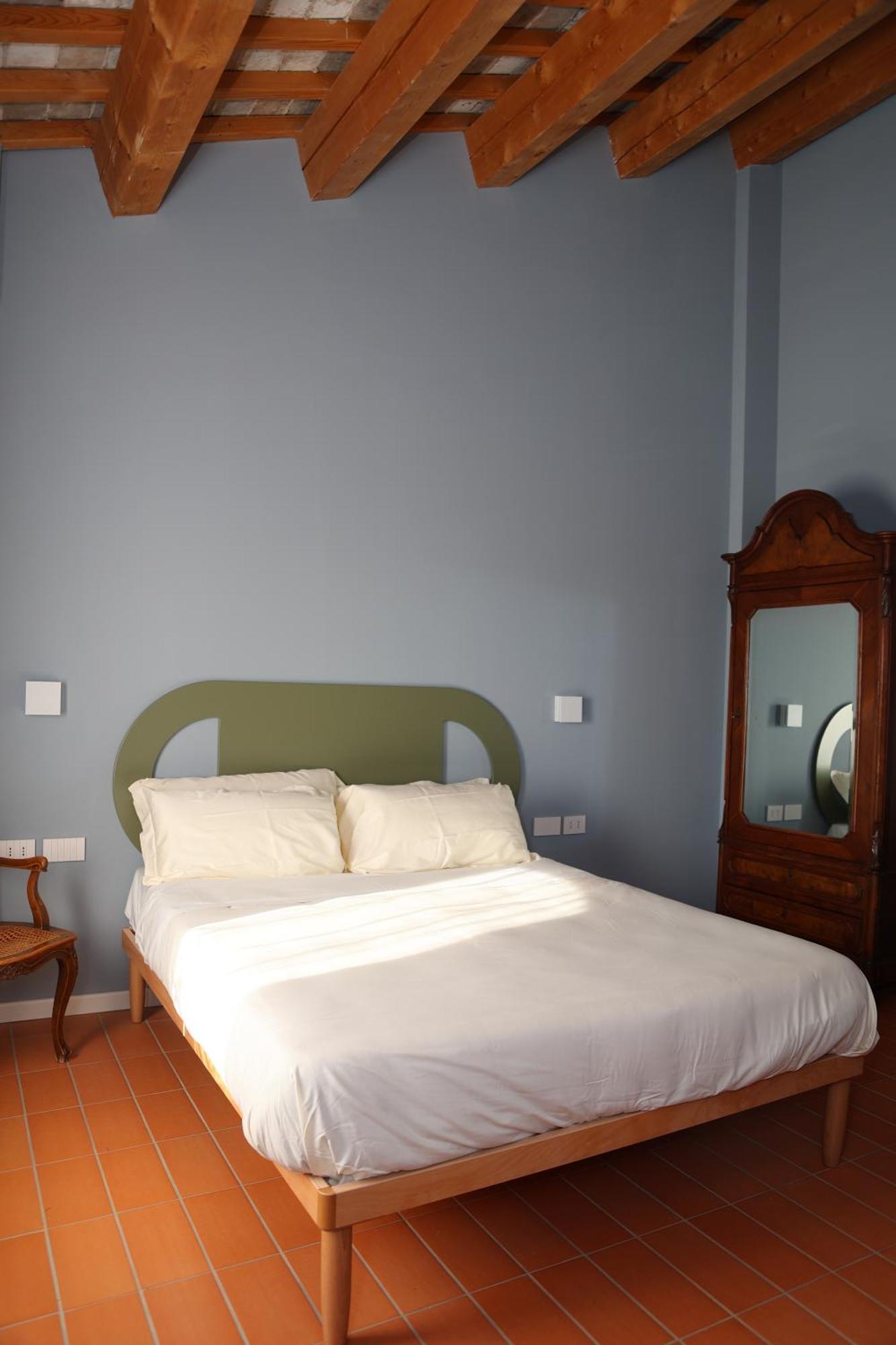 Lingua Inn