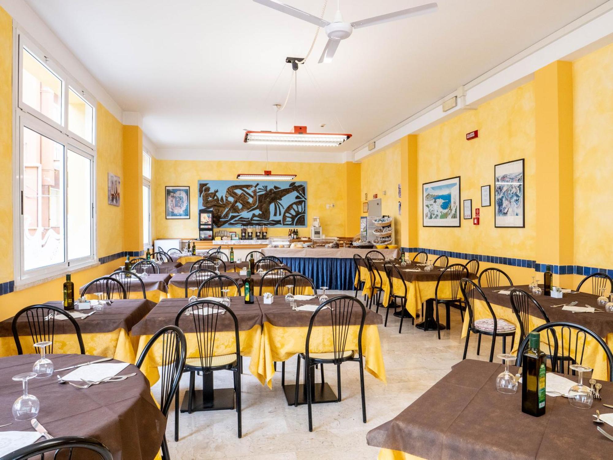 Hotel Cavallino Bianco Rimini