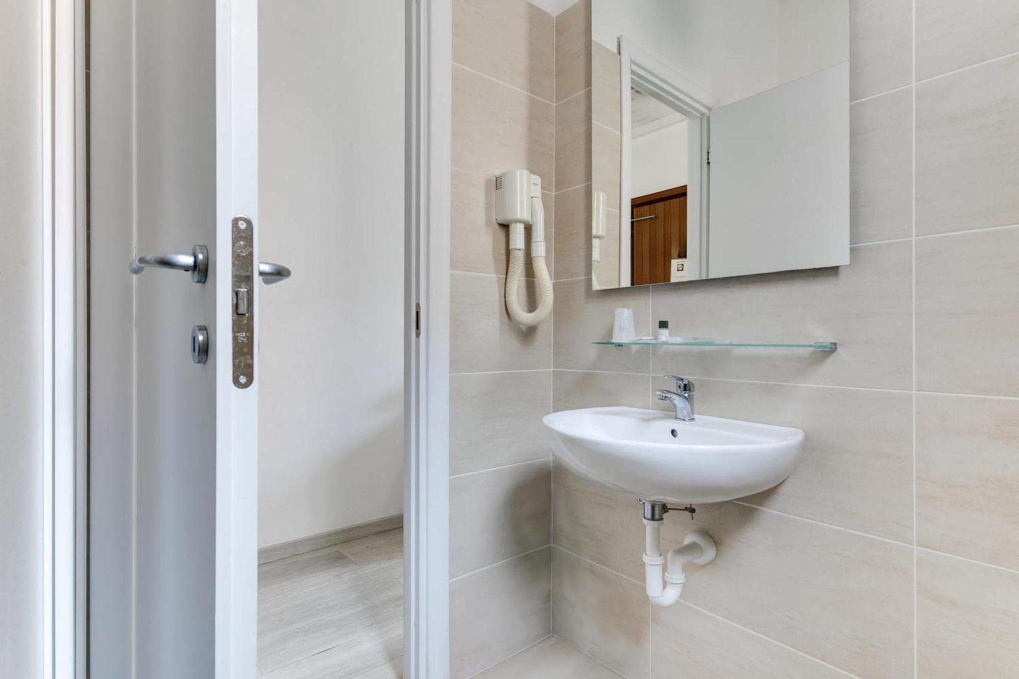 La Perla Hotel 3*