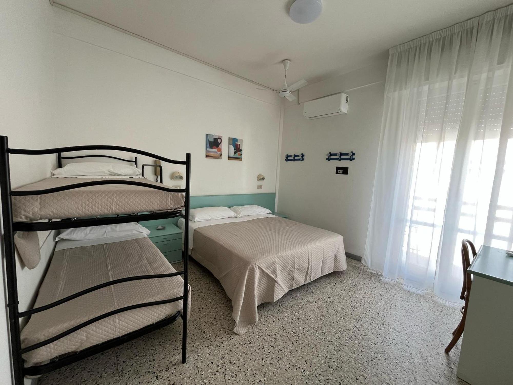 Hotel Cavallino Bianco 2*