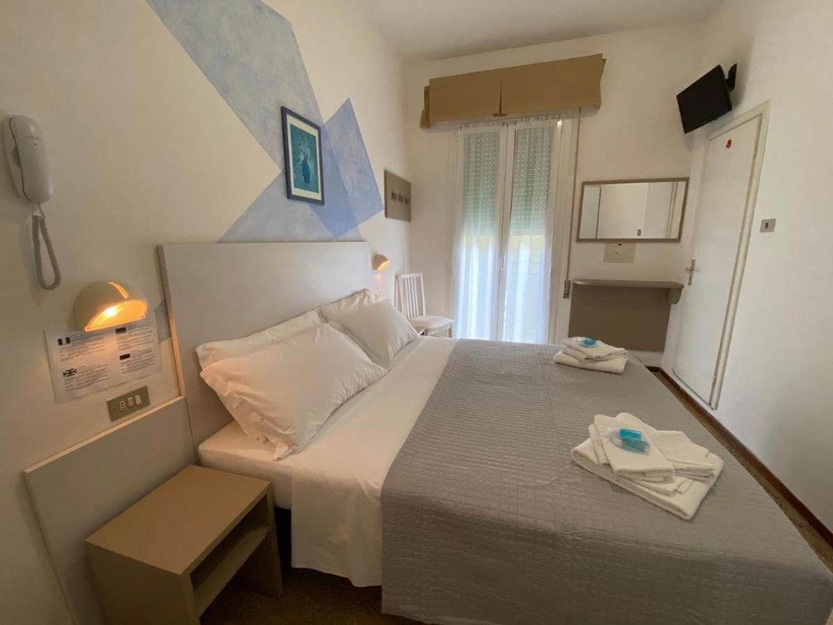 Alevon Hotel
