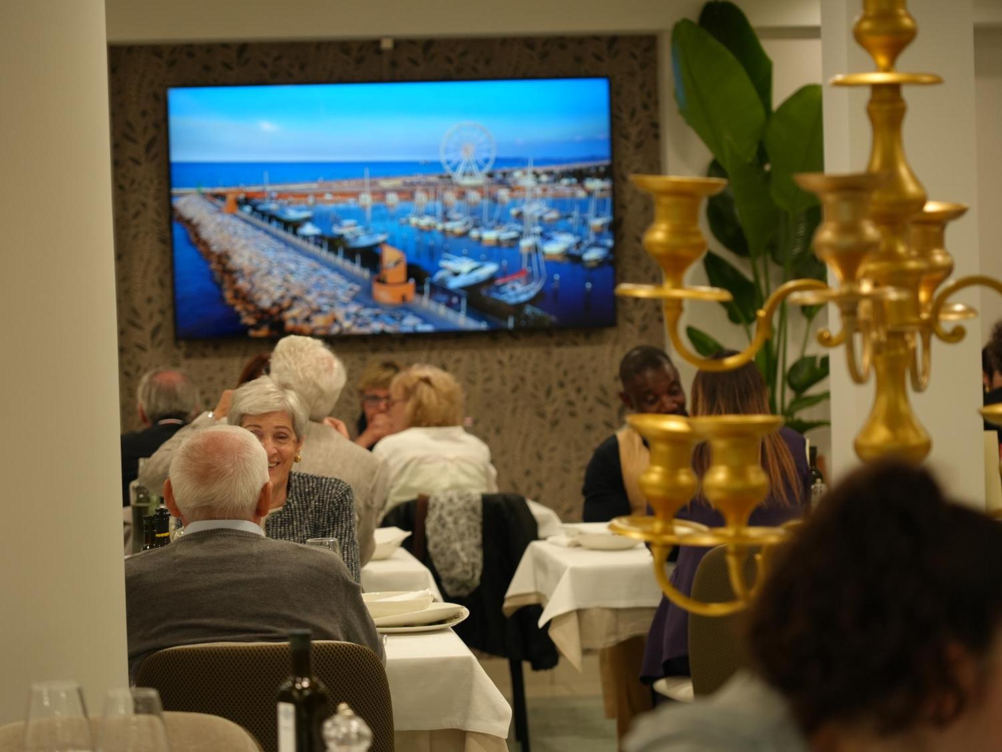 Hotel Regal 3*