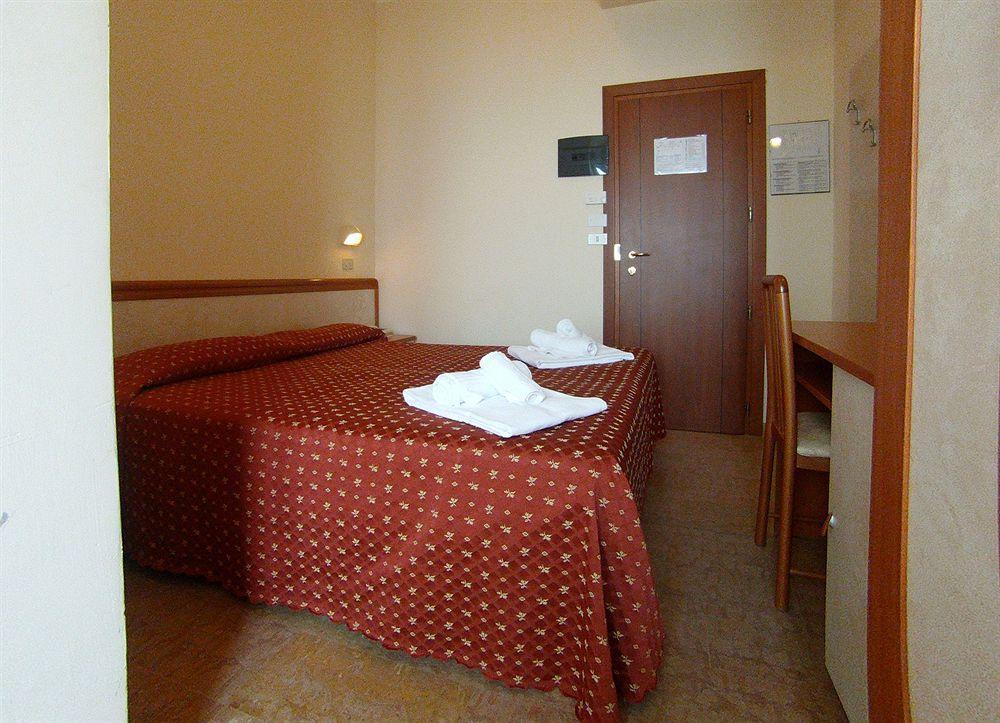 Hotel Harmony 3*