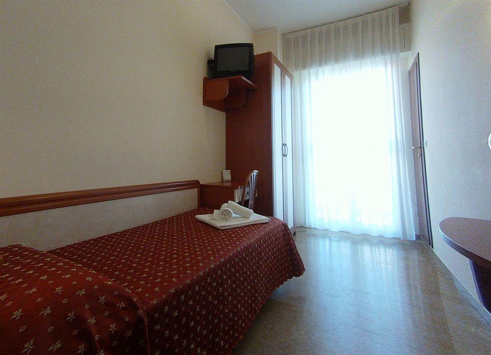 Harmony 3* Rimini