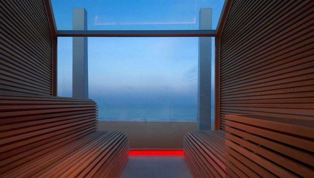 I-suite Hotel