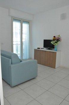 Aparthotel Acqua Marina Rimini