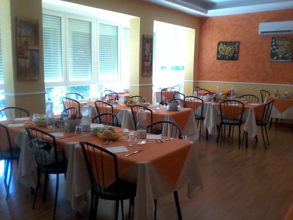 Hotel Oria 2*