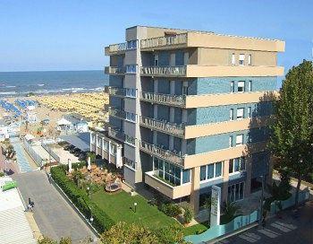 Hotel Ghirlandina