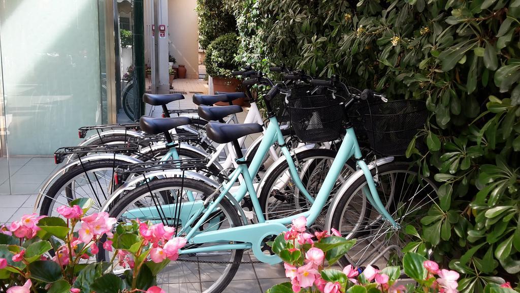 Hotel Acasamia Welchome Rimini