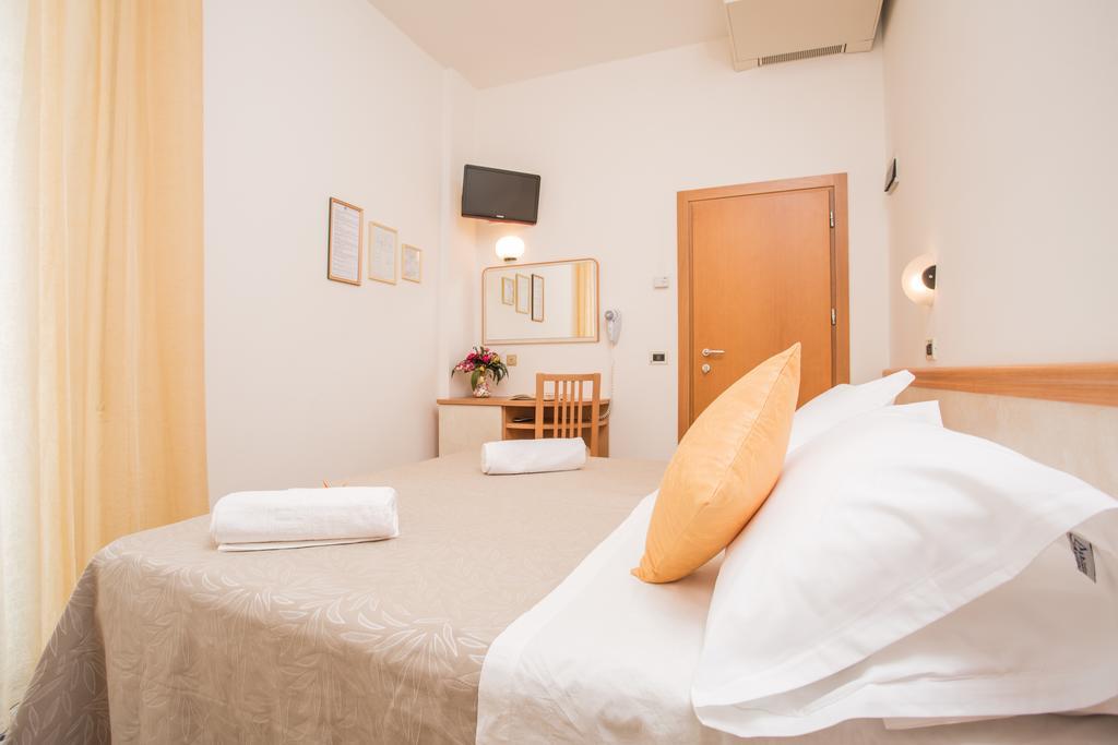 Hotel Oregon Rimini