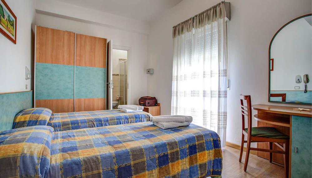 Tiziana Hotel 3*