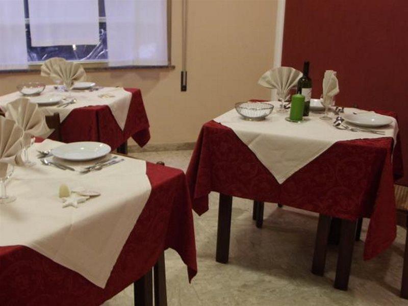 Annetta Hotel