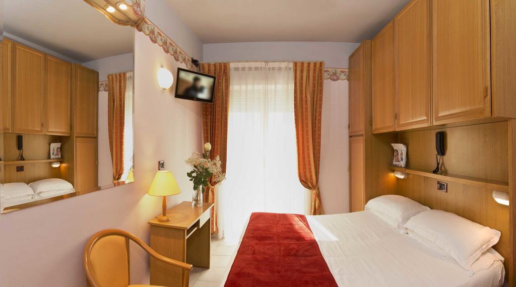 Hotel Kennedy Rimini