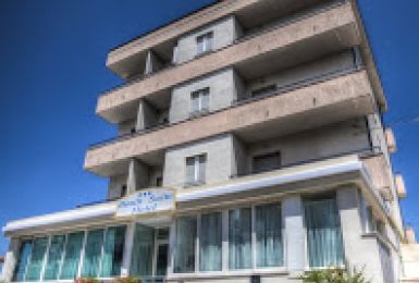 Marina Beach Suite Hotel 3*