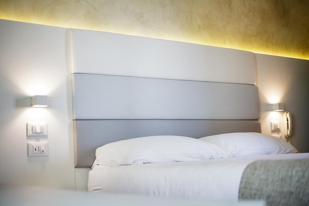 Albatros Hotel 3*
