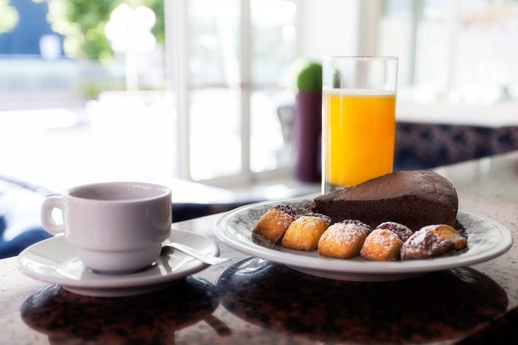 Albatros Hotel 3*