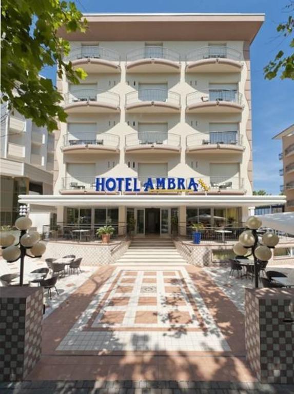 Hotel Ambra 3*