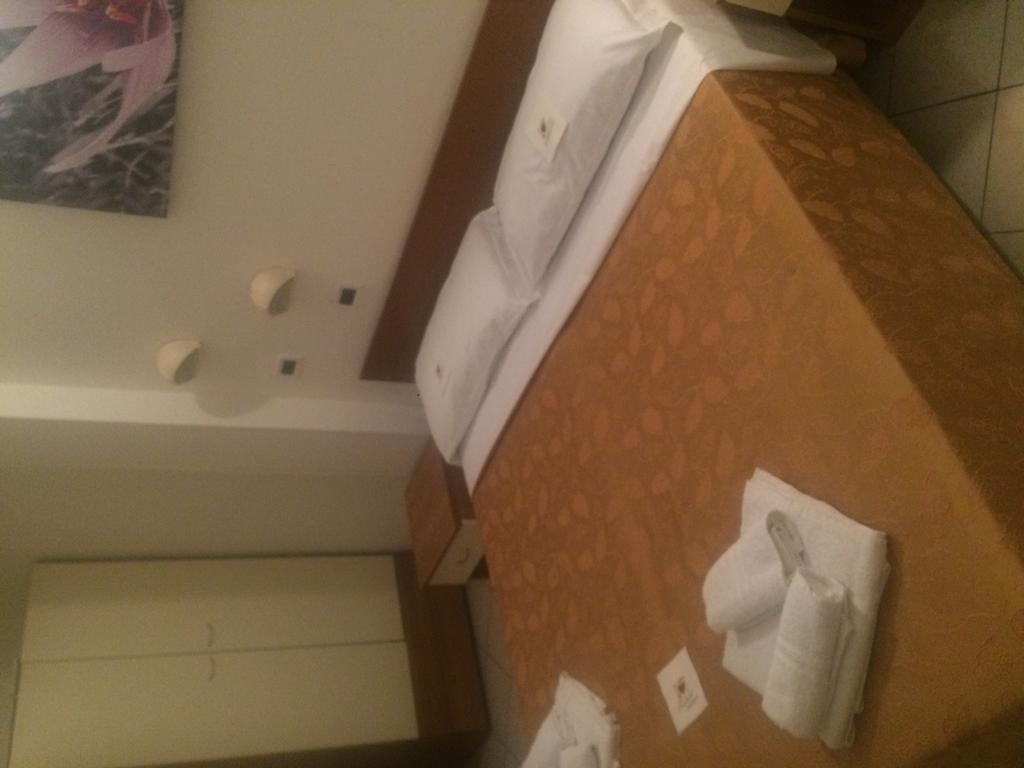 John Hotel 3*