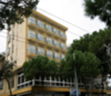 La Perla Hotel