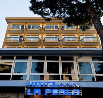 La Perla 3*