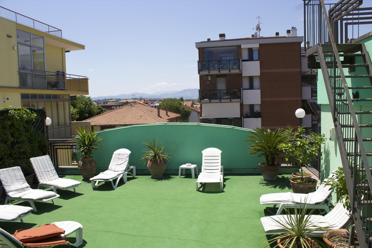 Hotel Charles 3*
