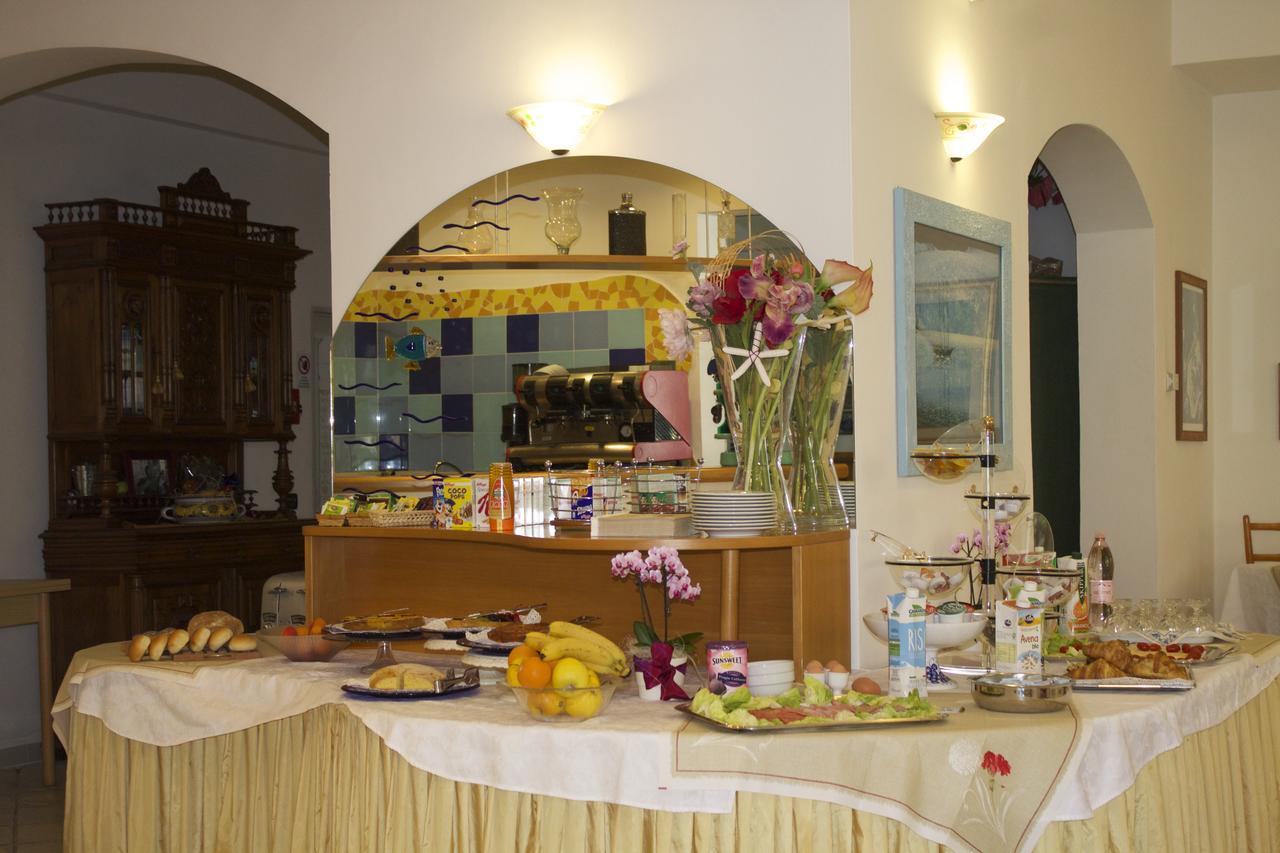 Charles Hotel Rimini
