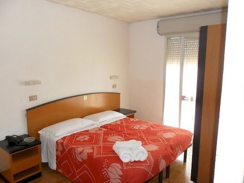 Orlov Hotel 2*