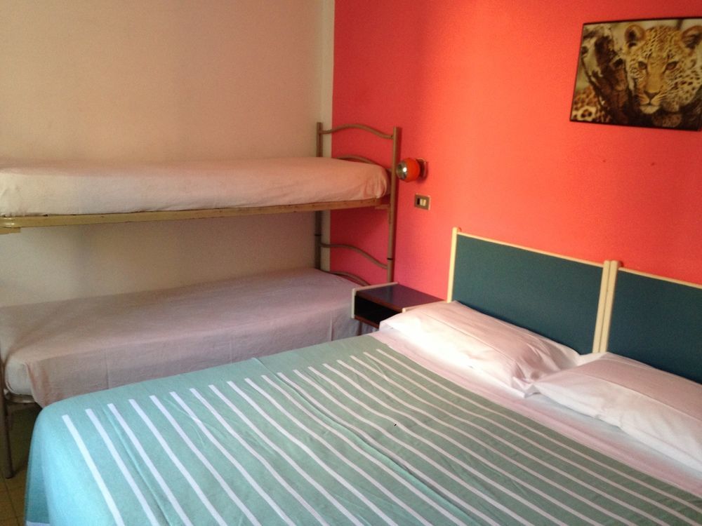 New Enea Hotel