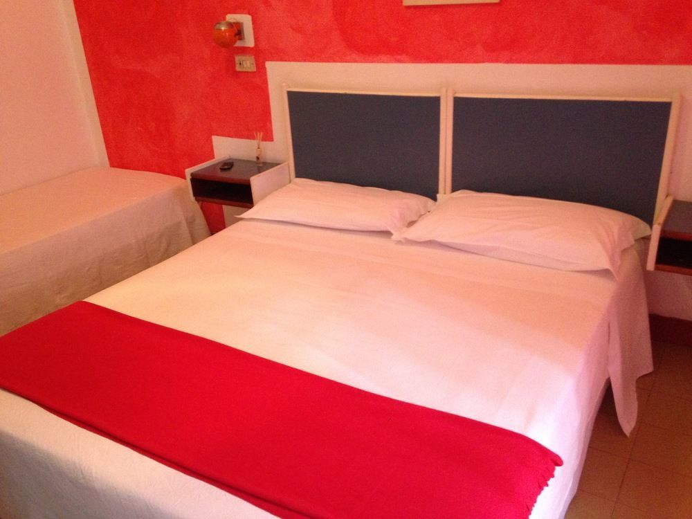 New Enea Hotel 2*