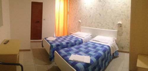 Hotel New Happy
