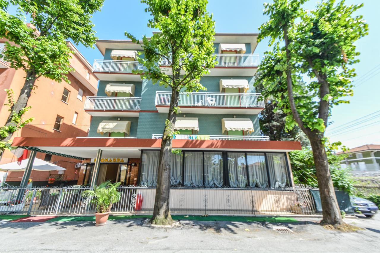 Hotel Leonarda 2*