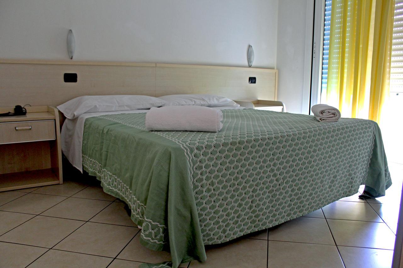 Paradise Aparthotel Rimini