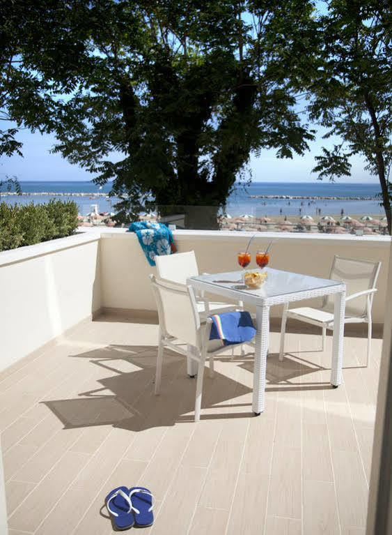Hotel Marina Beach Suite Hotel 3*