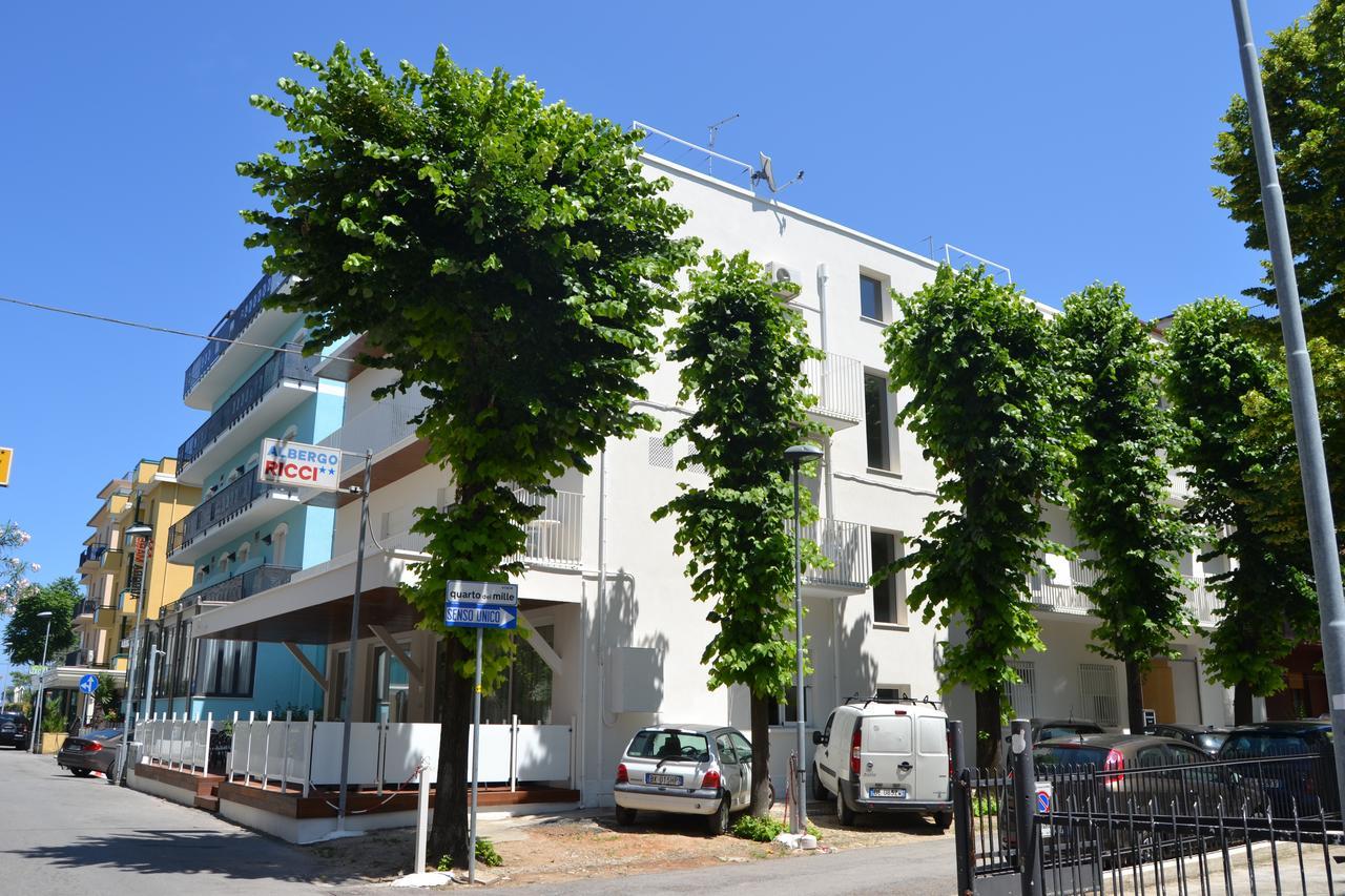 Ricci Hotel 2*