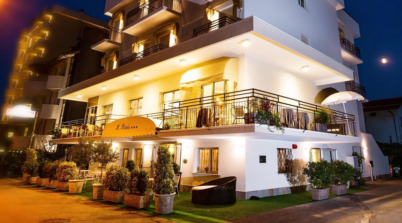 Paris Hotel