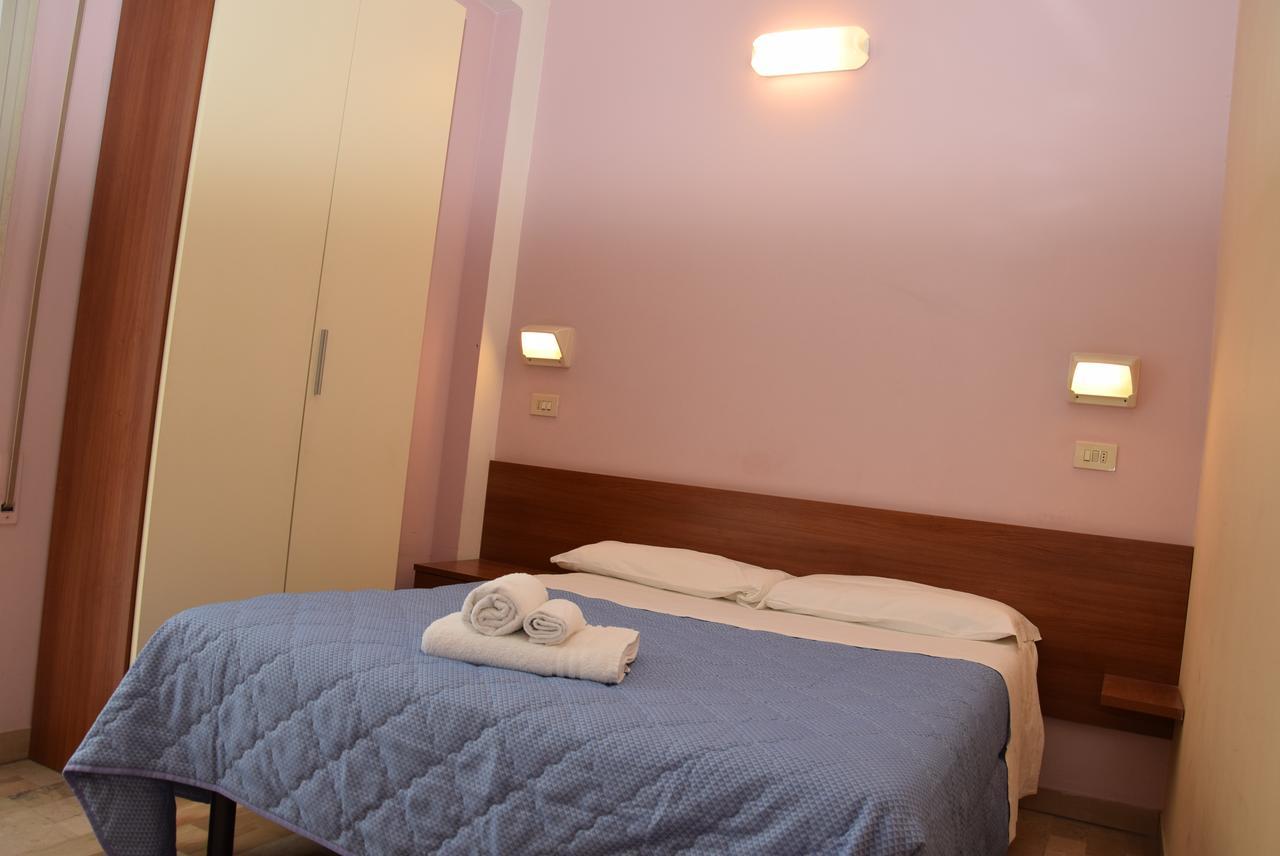 Annetta Hotel