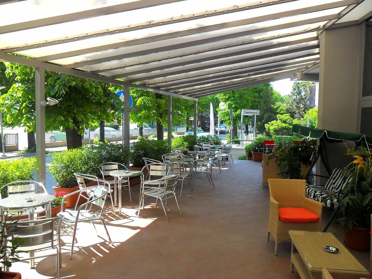 Hotel Etoile 3*