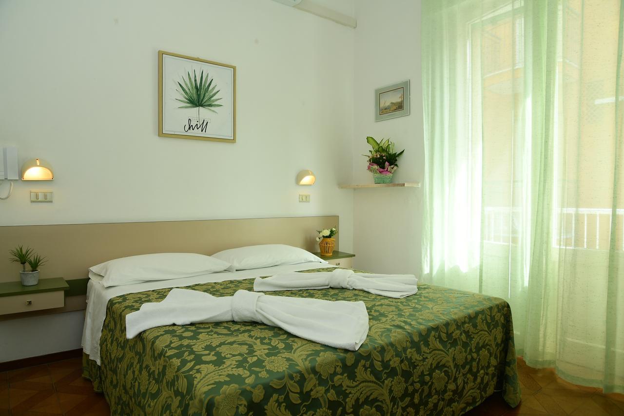 Hotel Leonarda 2*