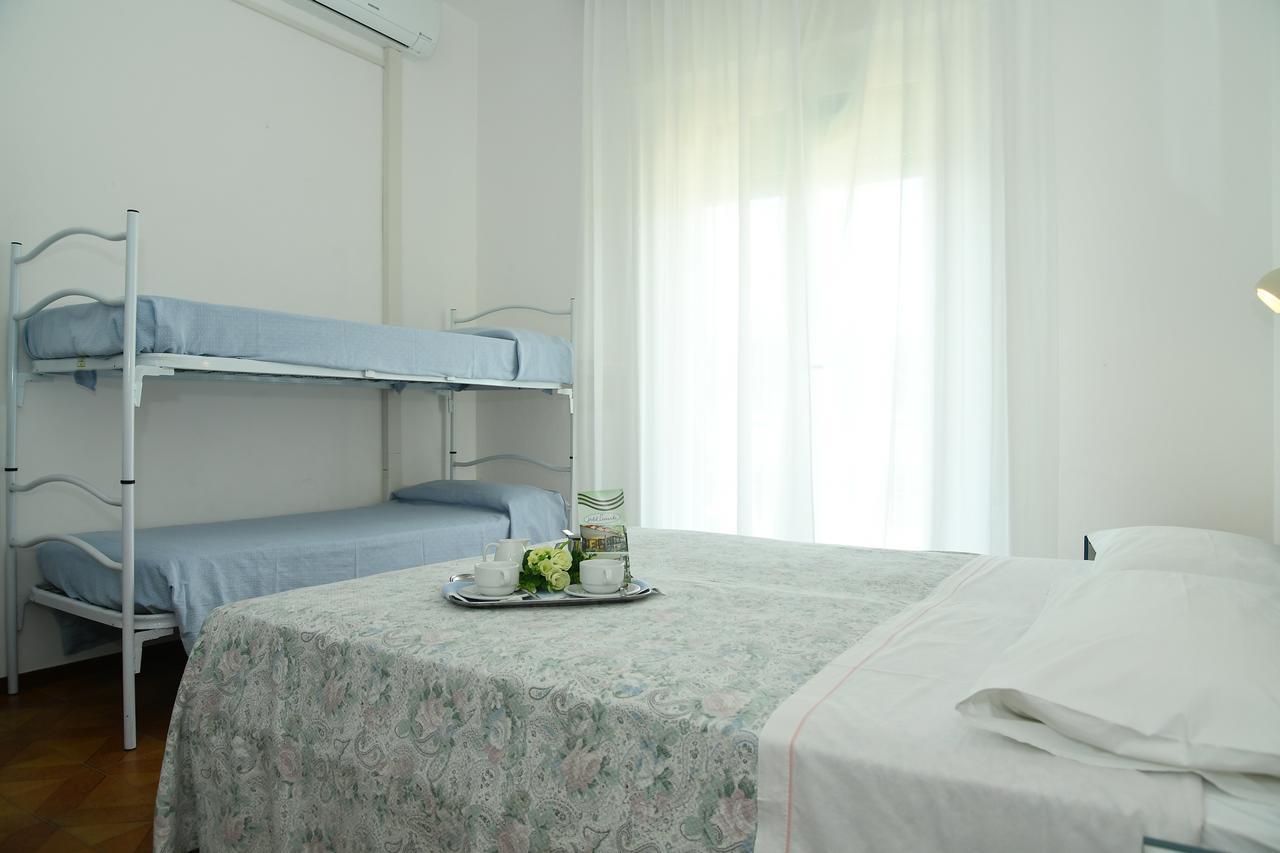 Leonarda Hotel