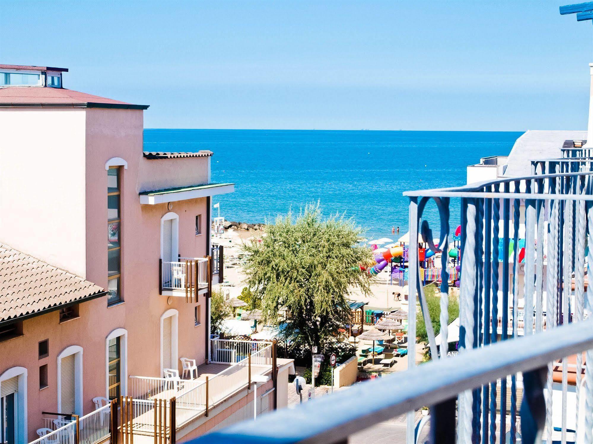 Appart hôtel Mediterraneo 2*