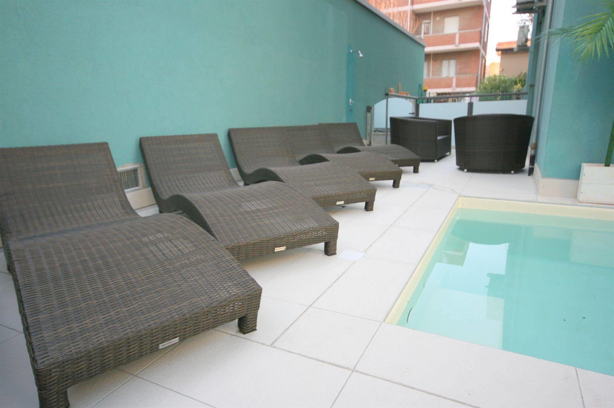 Paradise 3* Rimini