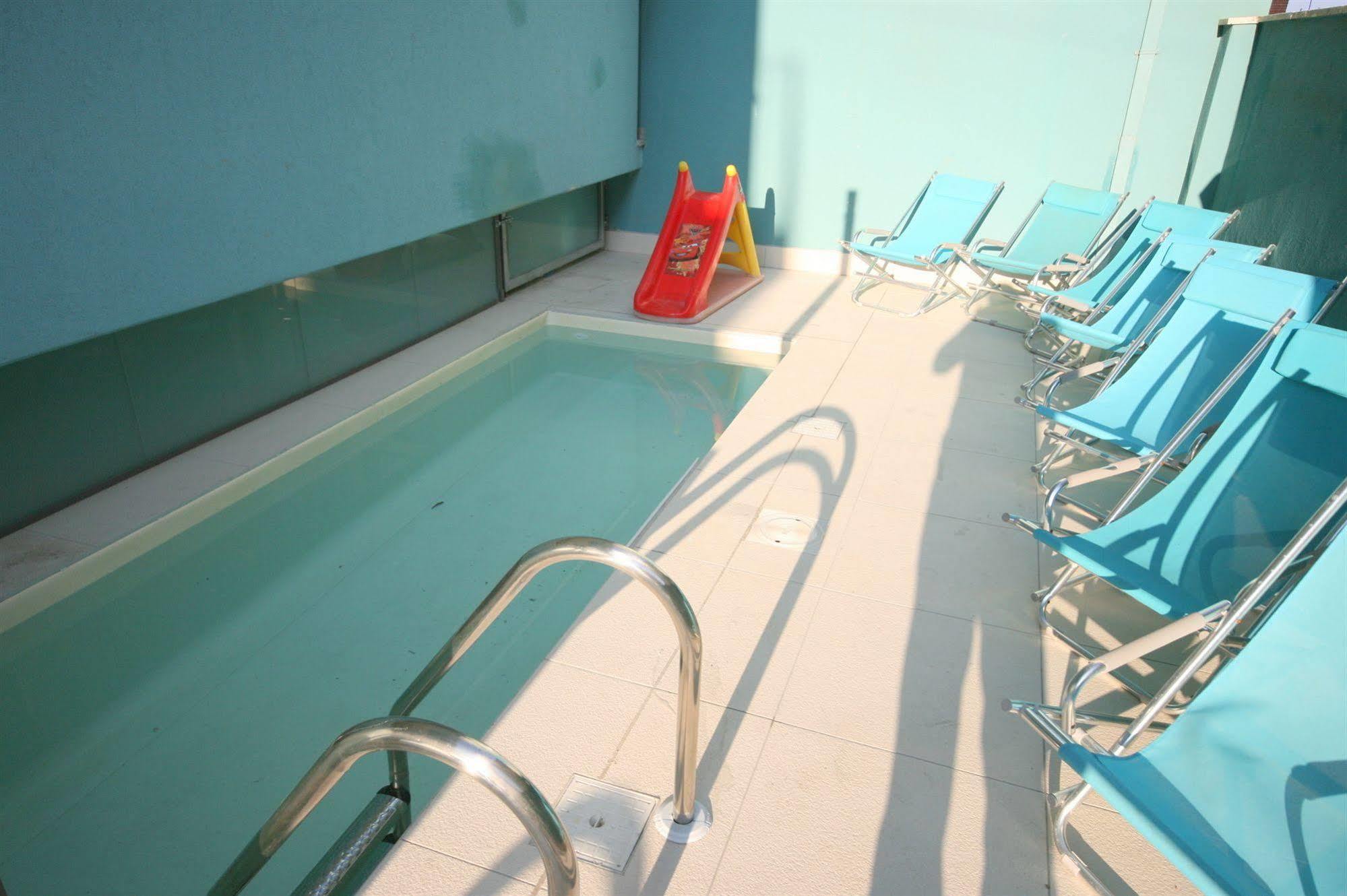 Aparthotel Paradise Rimini