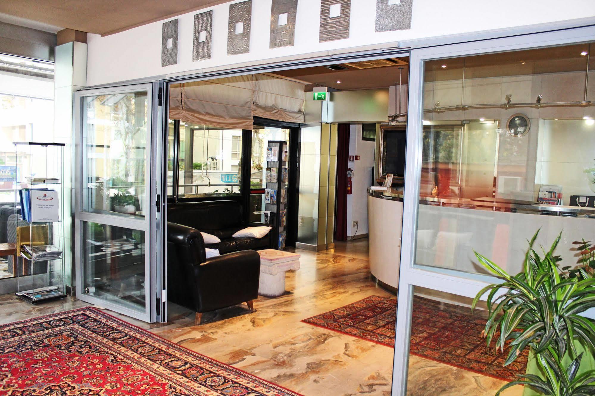 Hotel Genty 4*
