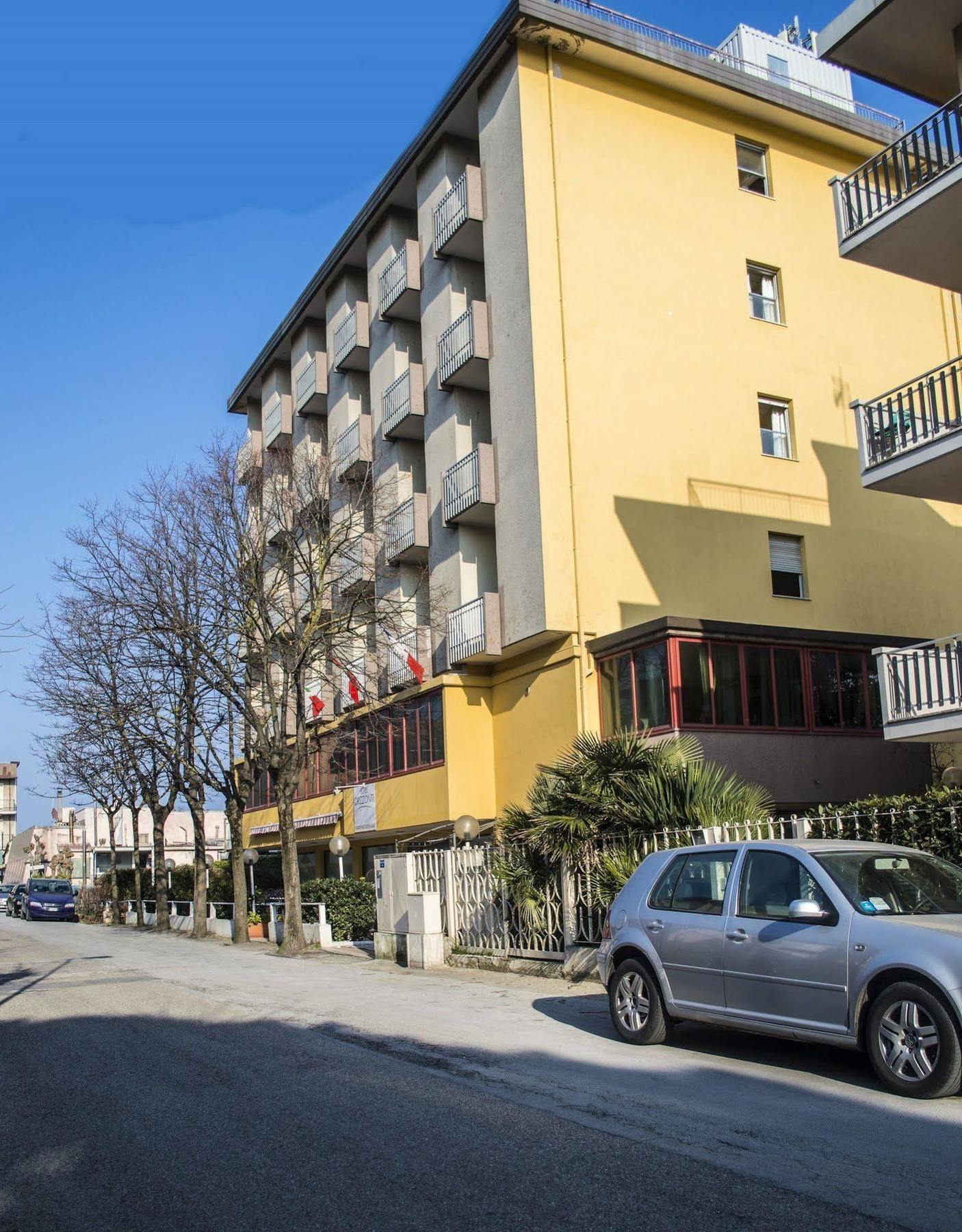 Orizzonti Hotel 3*